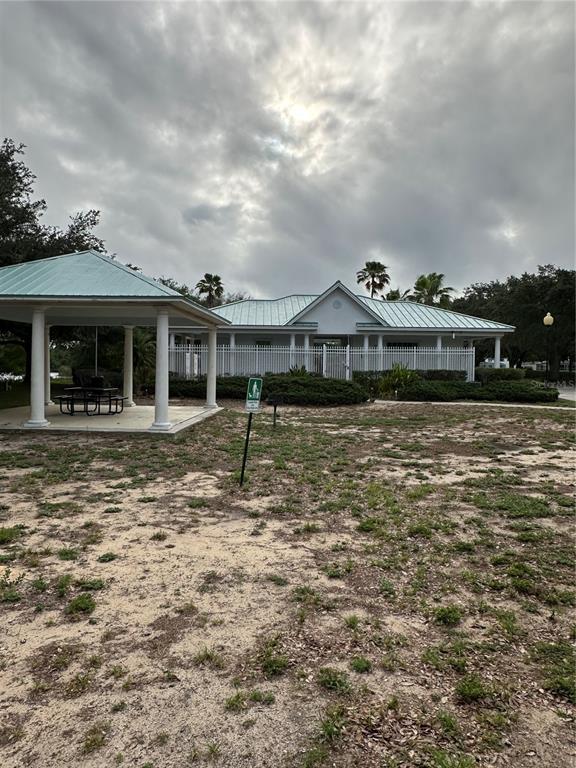 Building Photo - 601 Lake Shore Pkwy