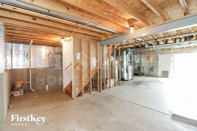 Building Photo - 330 Bridle Creek Dr