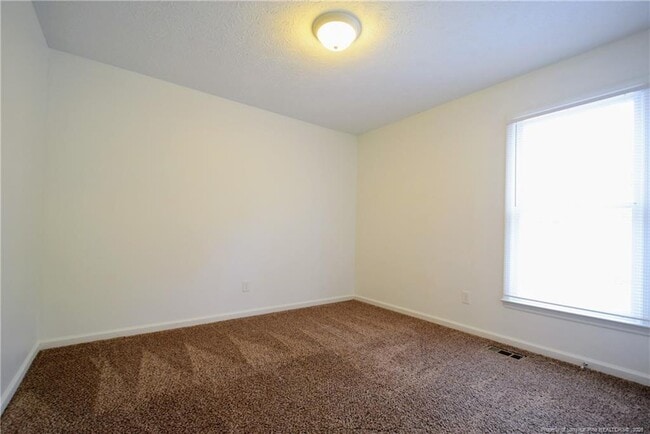 Building Photo - 7128 Dayspring Dr