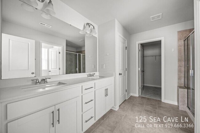 Building Photo - 125 Sea Cave Ln