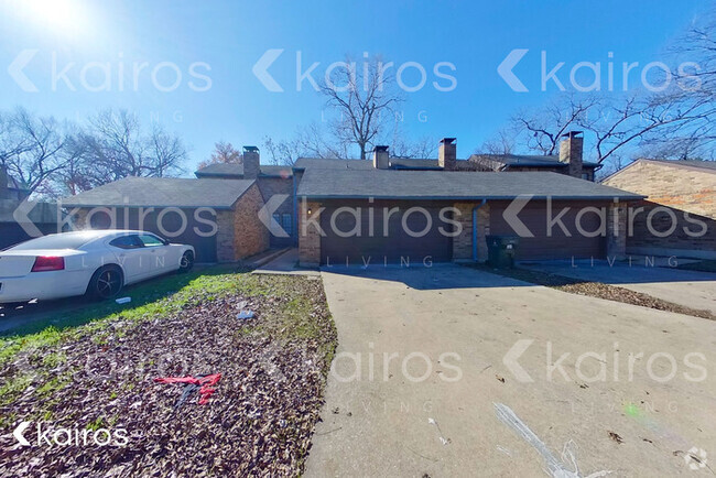 Building Photo - 2134 Woodnote Ln