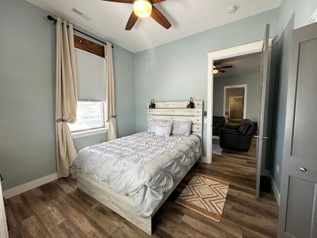 Building Photo - Boot Hill Lofts