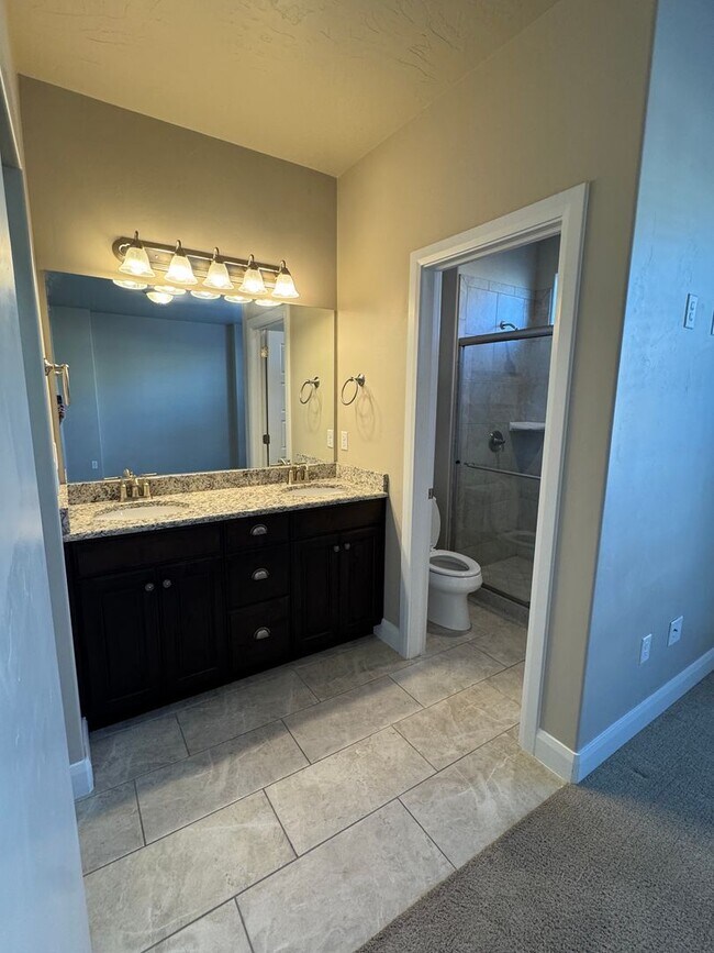 Building Photo - Beautiful 3 Bedroom Home - Casitas at Sienna Hills