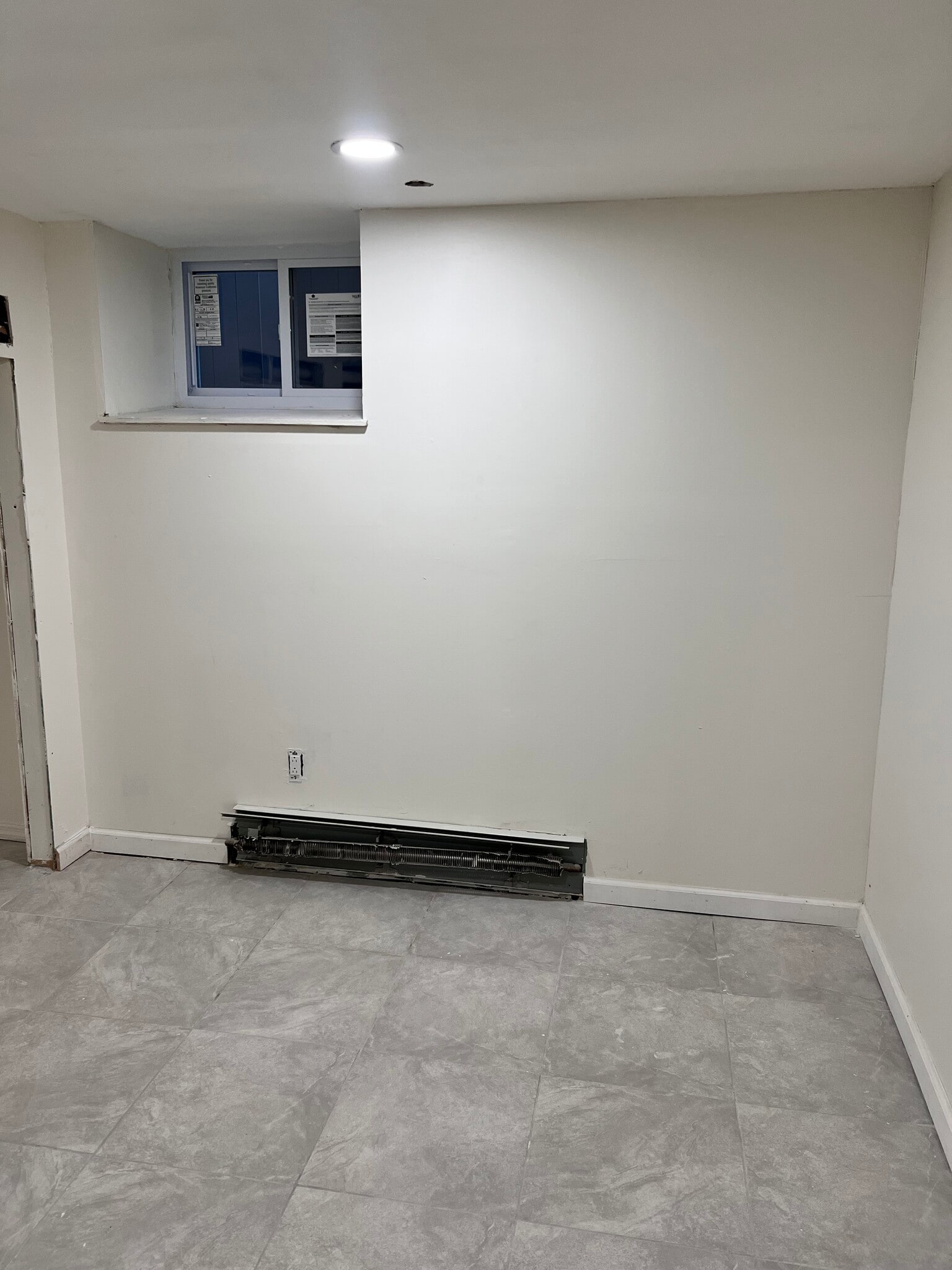 Building Photo - 219 Tecumseh Ave