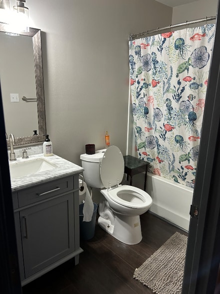 Building Photo - 222 State Rd S-42-941