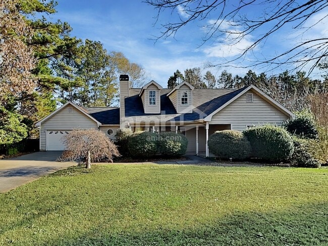 Building Photo - 241 Fairbrook Ln