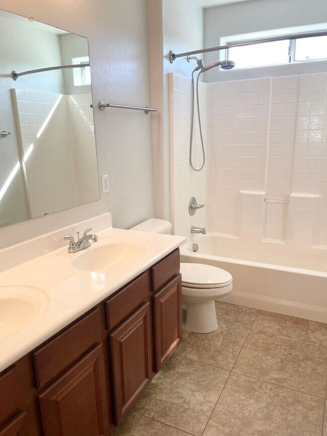 Building Photo - Upgraded Two Story Home In Power Ranch! To...