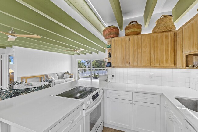 Building Photo - 3500 S Ocean Blvd