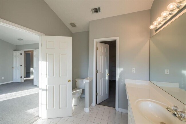 Building Photo - 7040 Magnolia Park Ln NW