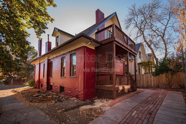 Building Photo - 2105 W 31st Ave