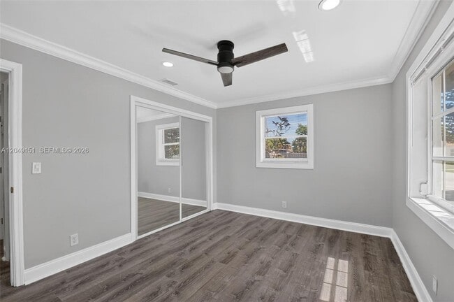 Building Photo - 824 Bayberry Dr