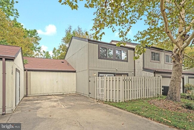 Building Photo - 3138 Babashaw Ct