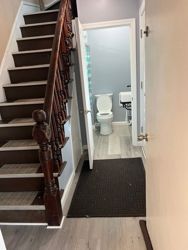 Building Photo - 136 Seamans St