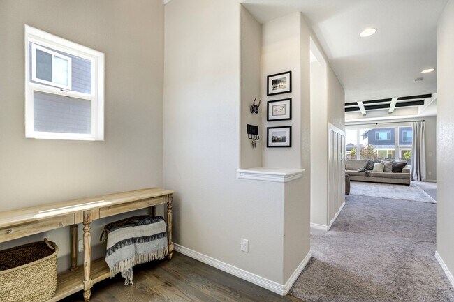 Building Photo - 7664 Alpine Daisy Dr