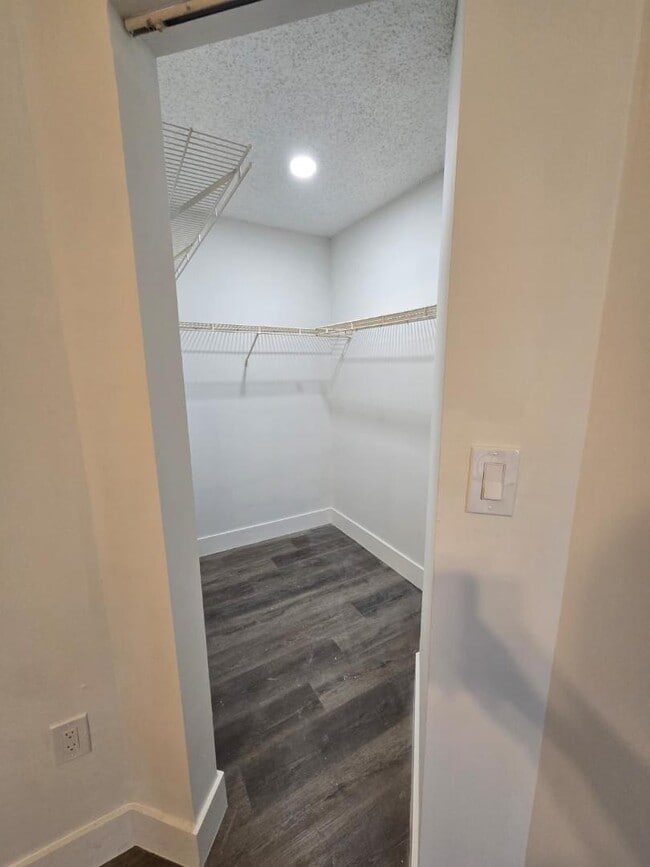 Building Photo - 2445 SW 18th Terrace