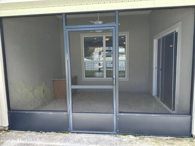 Building Photo - 4135 Halifax Ln