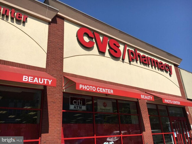 Building Photo - 2301 Champlain St NW