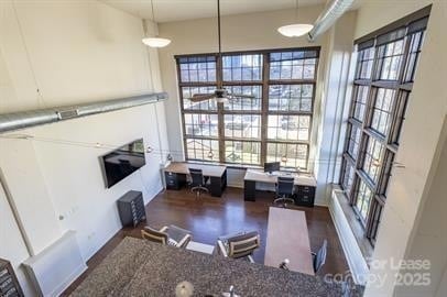 Building Photo - 715 N Graham St