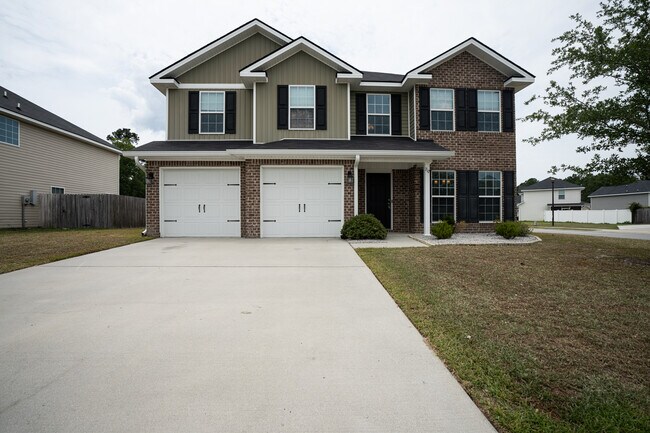 Building Photo - 717 Highgrove Ct