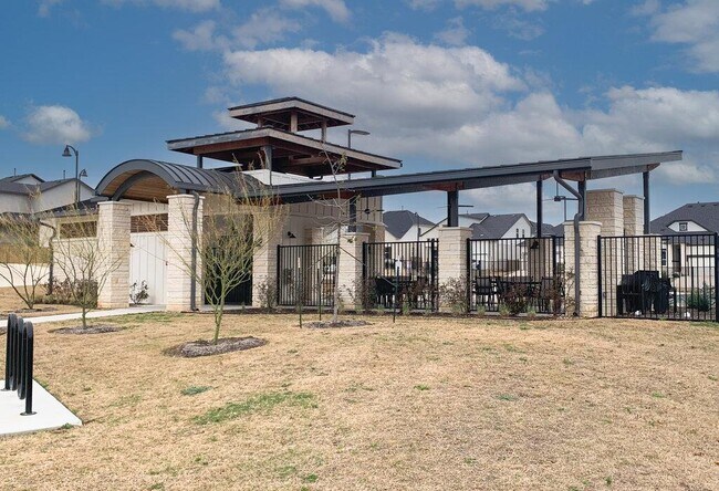 Building Photo - 2903 Sebring Cir