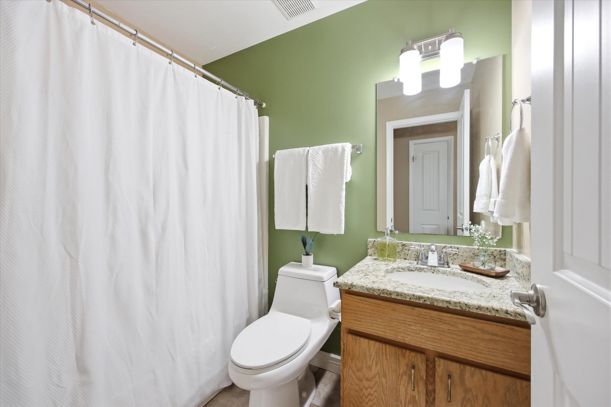 Building Photo - 734 Sandy Dunes Dr