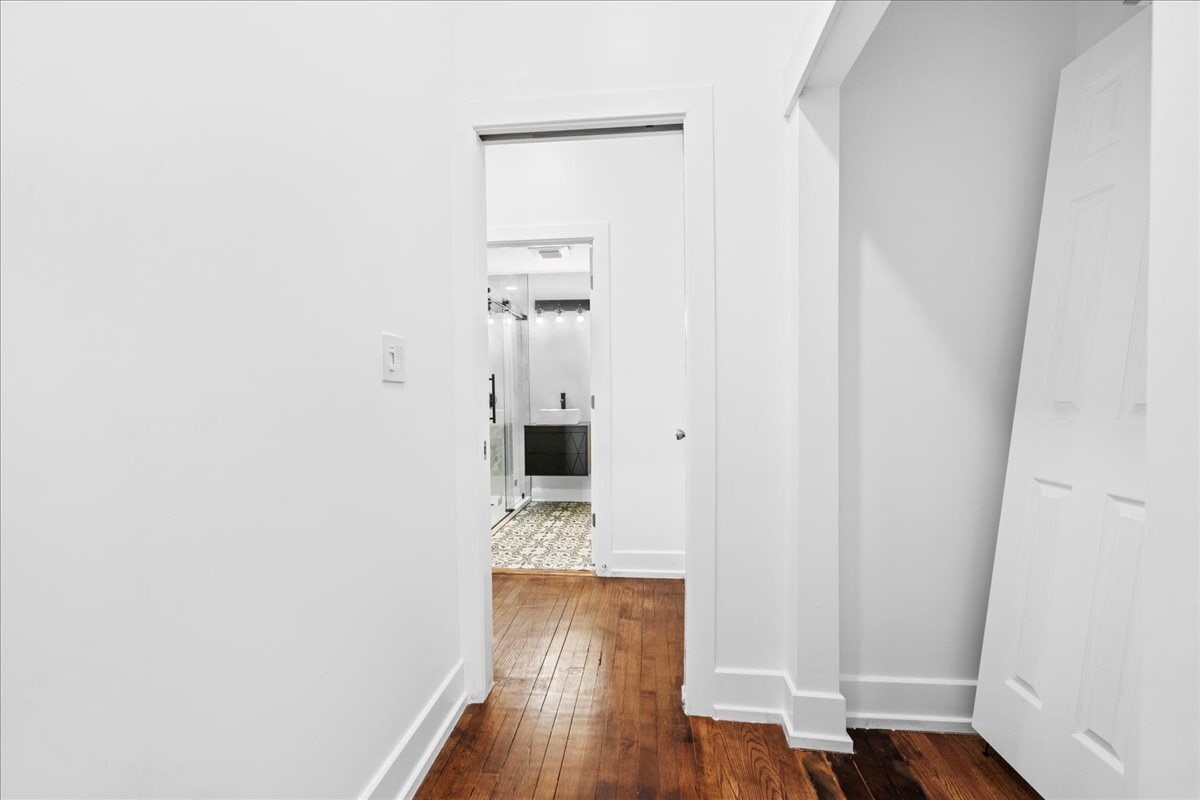 Building Photo - 1904 S Loomis St