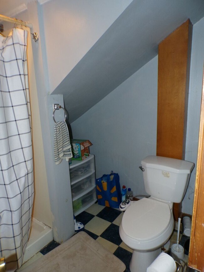 Building Photo - 74 N Main Ave