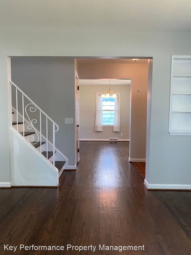 Building Photo - 3 br, 1 bath House - 35 Aragon Ave