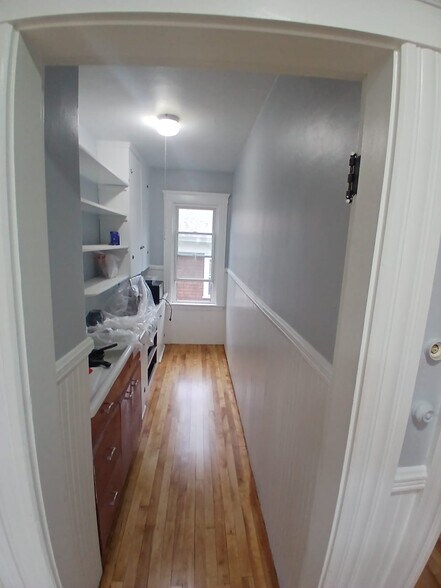Building Photo - 8 Agawam St