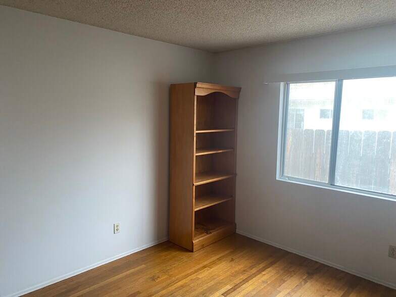 Building Photo - 2418 Edding Dr