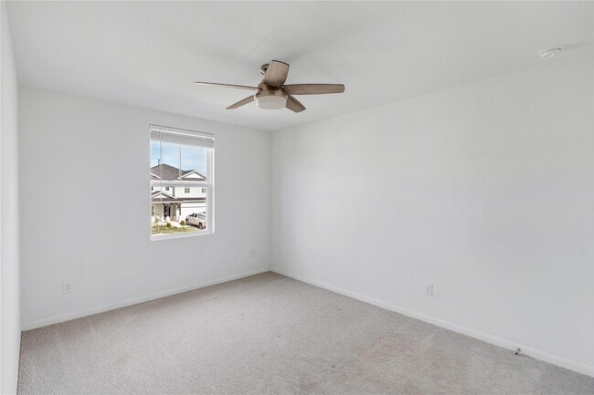 Building Photo - 108 Greenthread Dr