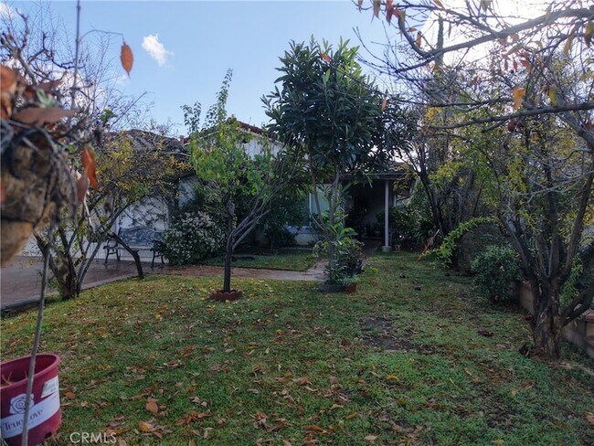 Building Photo - 2142 Iron Club Dr