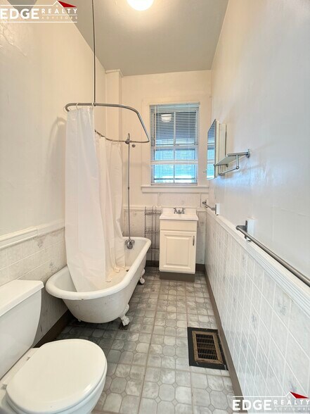 Building Photo - 55 Rindge Ave