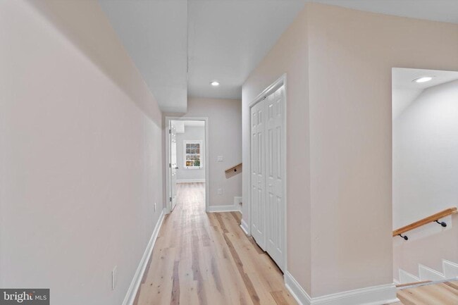 Building Photo - 919 Stiles St