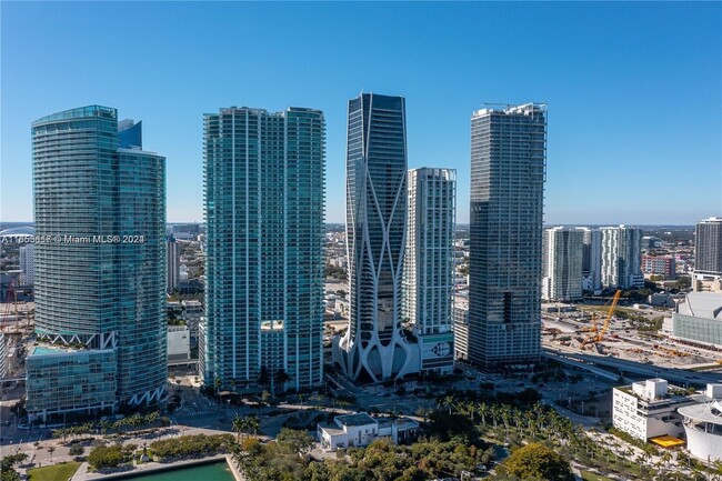 Building Photo - 1040 Biscayne Blvd