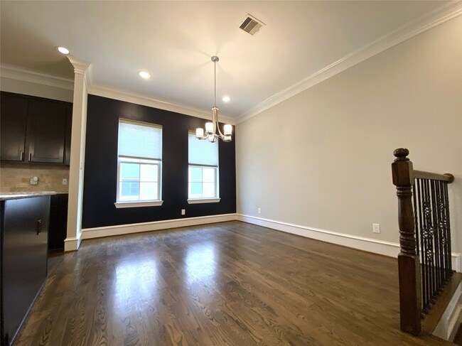 Building Photo - 5226 Kiam St