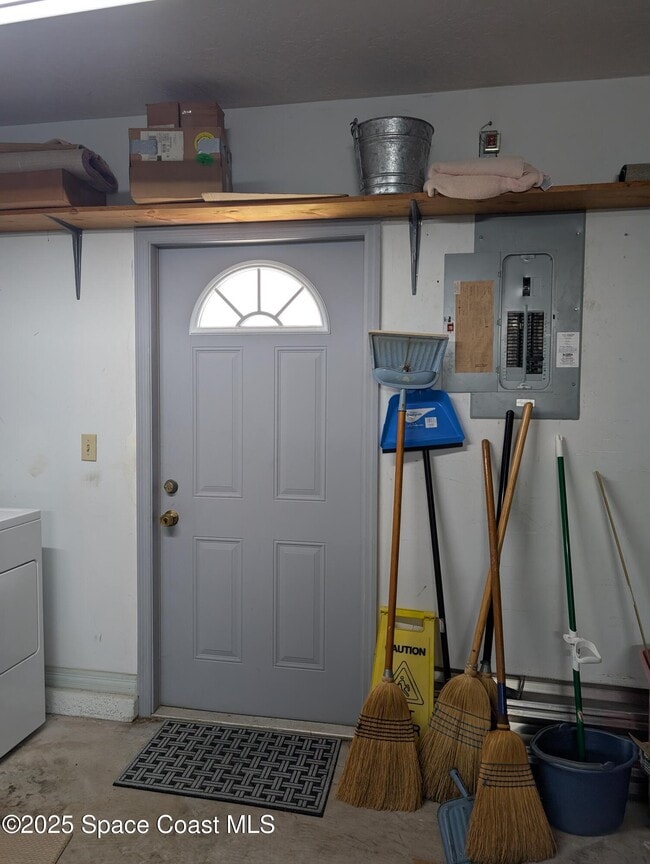 Building Photo - 510 Clifton Dr