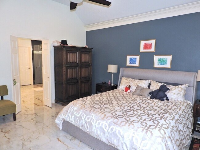Building Photo - 2319 Amber Springs Dr