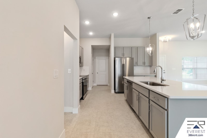 Building Photo - 50 Postwood Dr