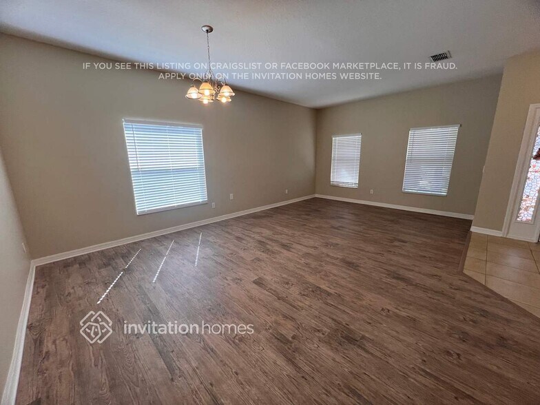 Building Photo - 3927 Gypsum Ln