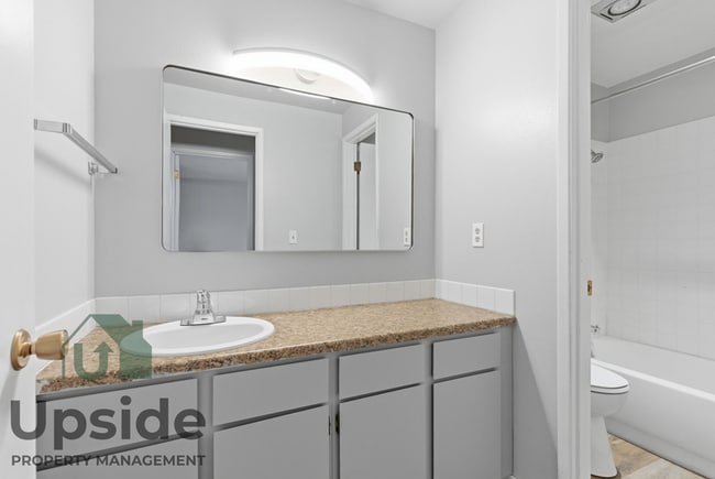 Building Photo - 213 N Felts Rd