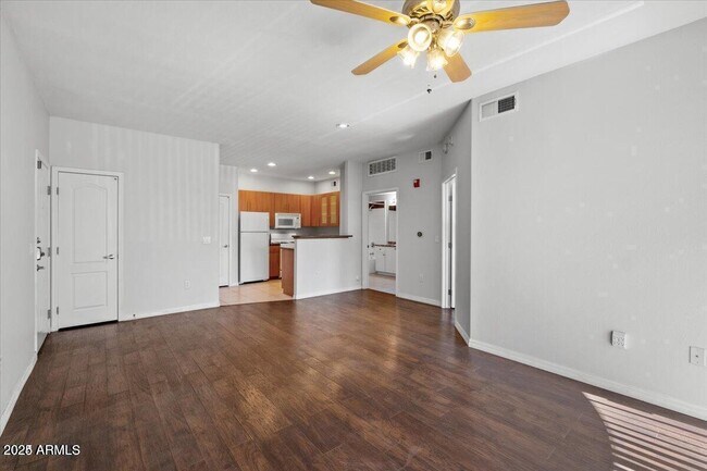Building Photo - 6900 E Princess Dr
