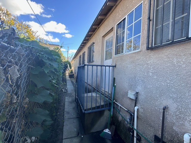 Laundry room entrance - 543 N Westmoreland Ave