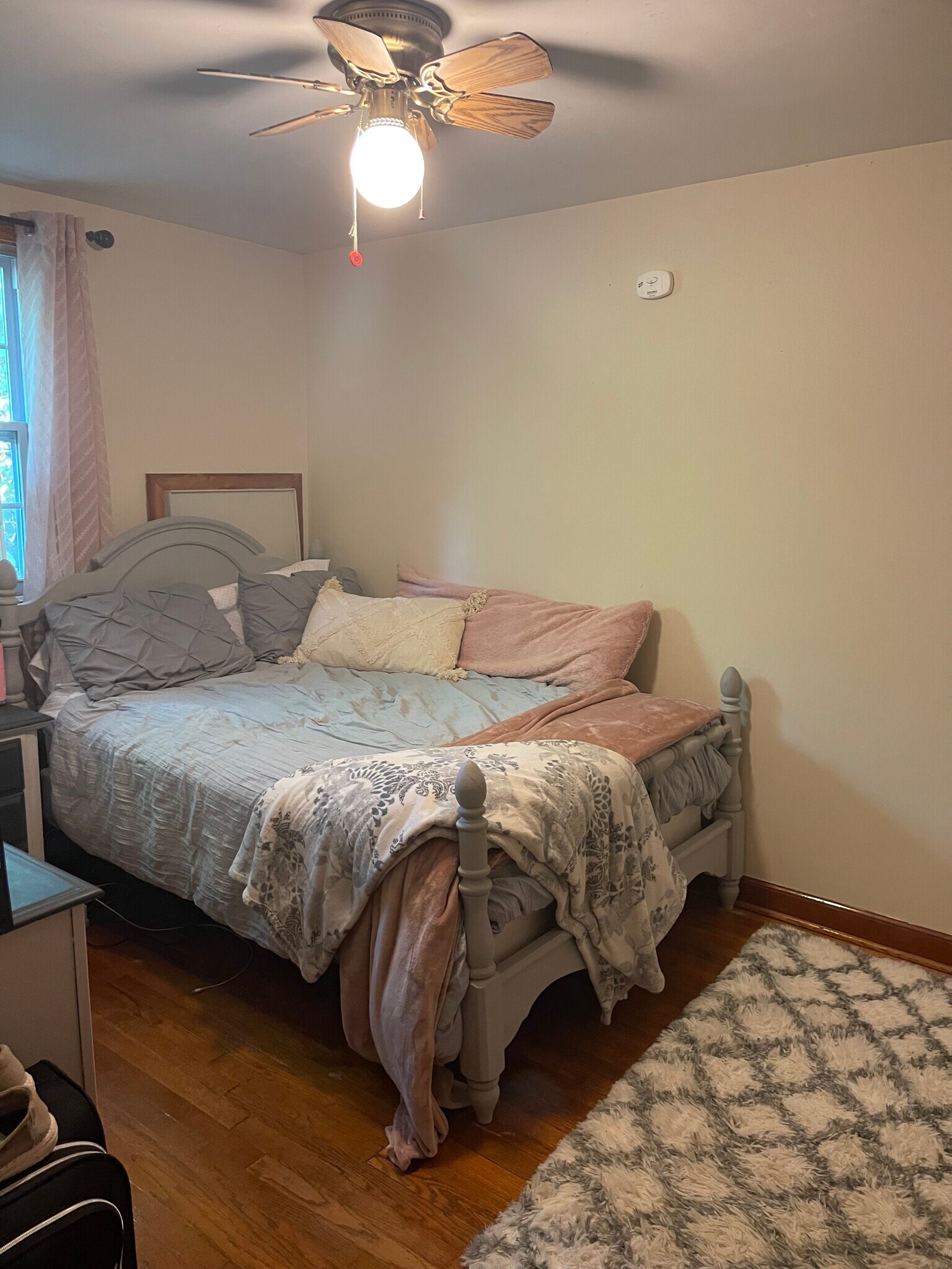 Building Photo - 211 Harding Ave