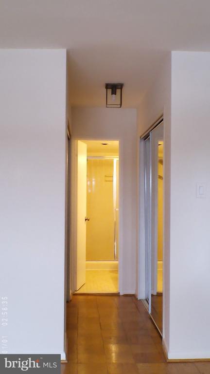 Building Photo - 5101 River Rd