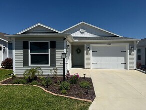 Building Photo - Fully Furnished, 3 Bed, 2 Bath, Turnkey ANNUAL Lease in the Village of Lake Denham