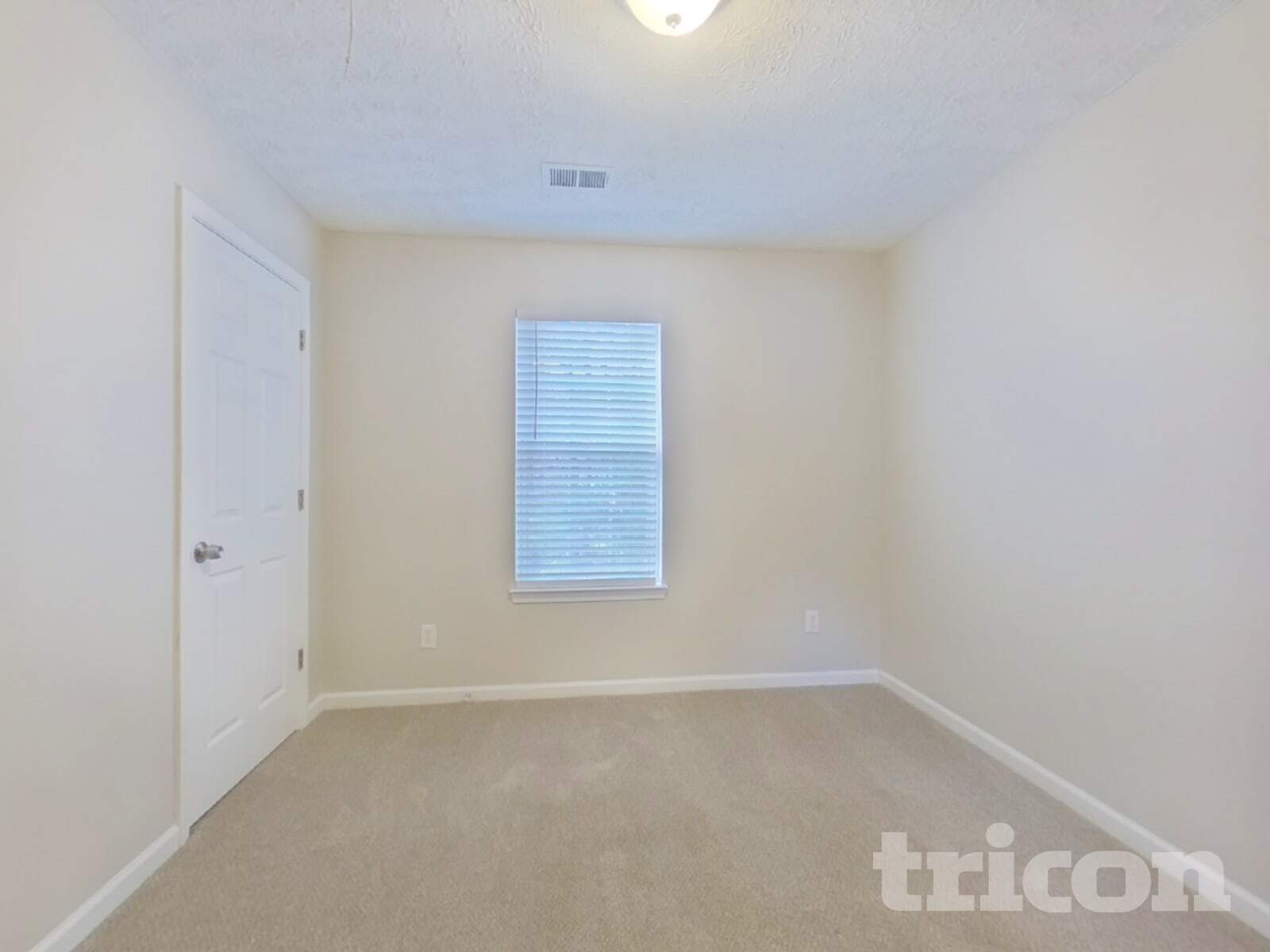 Building Photo - 6754 Clearstream Way