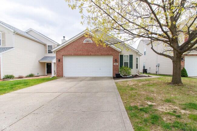 Primary Photo - 435 Grabill Dr