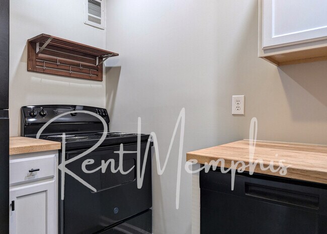Building Photo - 4845 Tutwiler Ave