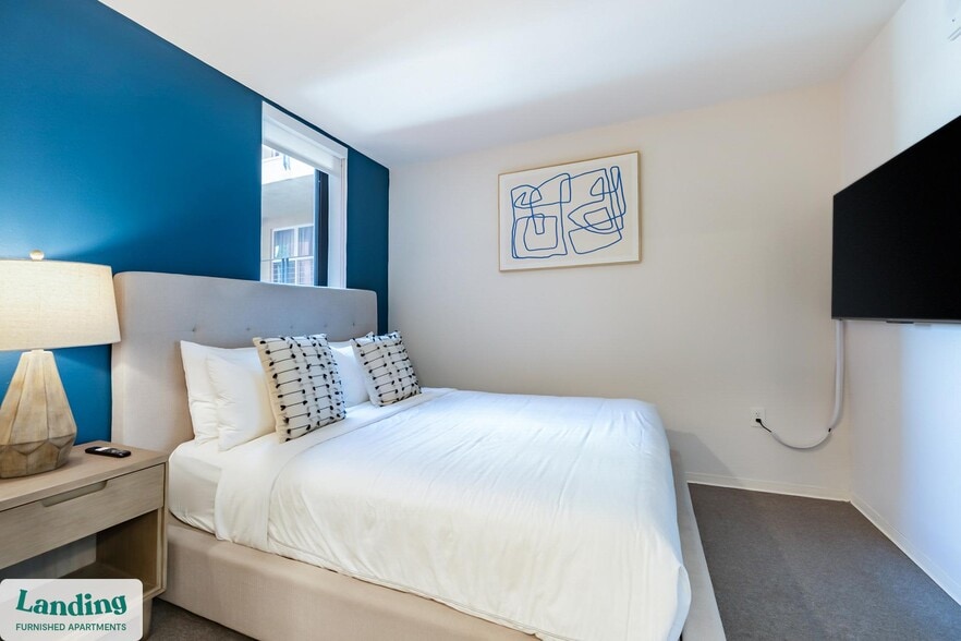 Building Photo - 372 Fourth Ave